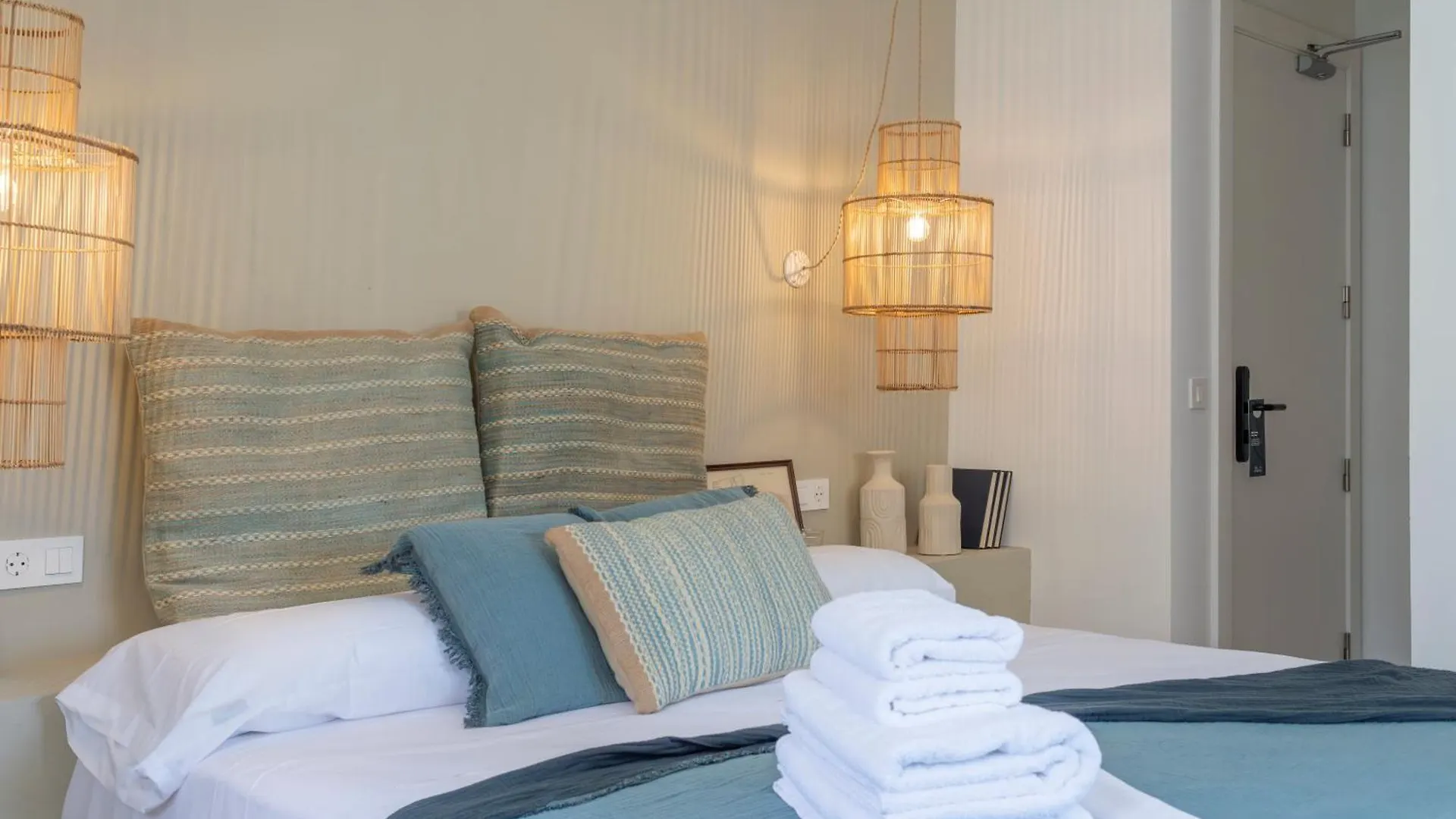 Hostal Boutique Sa Nansa 滨海托萨 0*,