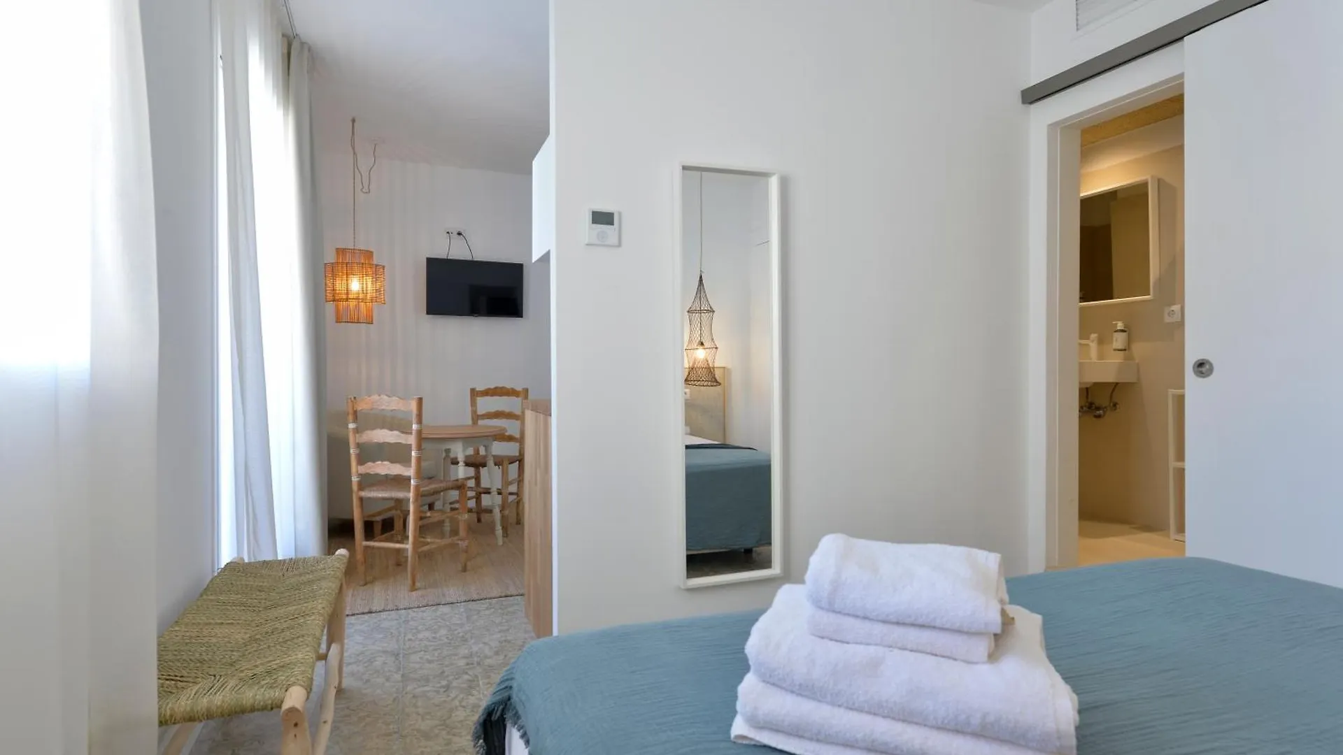 Hostal Boutique Sa Nansa 滨海托萨
